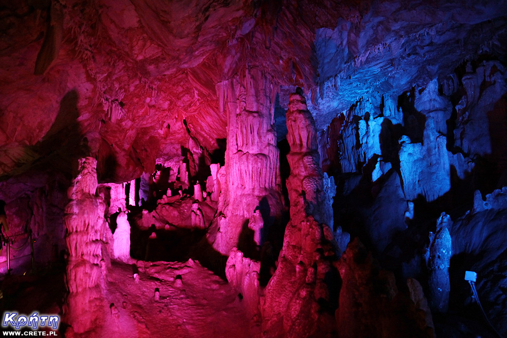 Sfendoni-Höhle