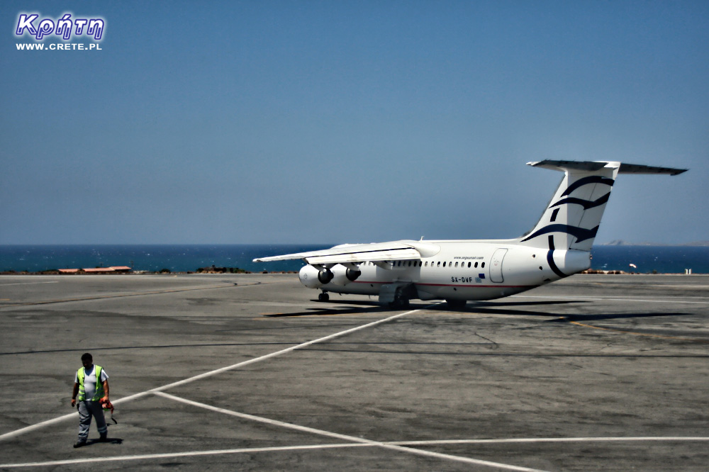 Samolot Avro Rj-100 w barwach Aegean Airlines