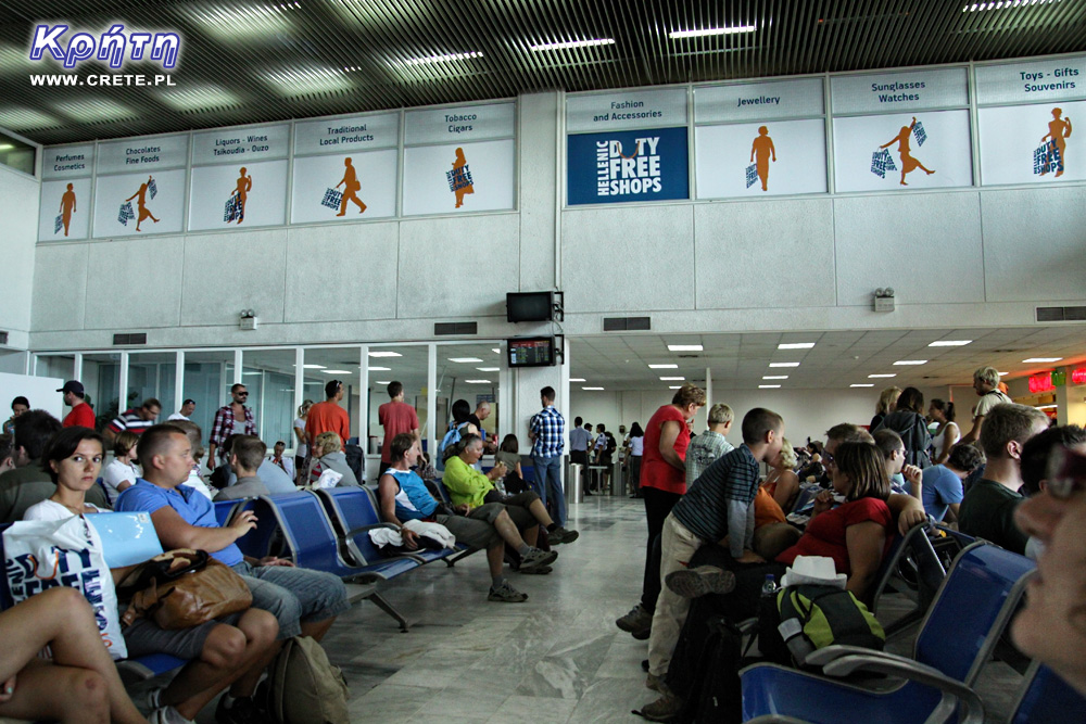 Hala odlotów lotniska w Heraklionie
