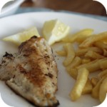 Fried fish with lemon