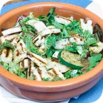 Salad with grilled haloumi and zucchini