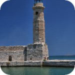 Port Wenecki i latarnia morska w Rethymno