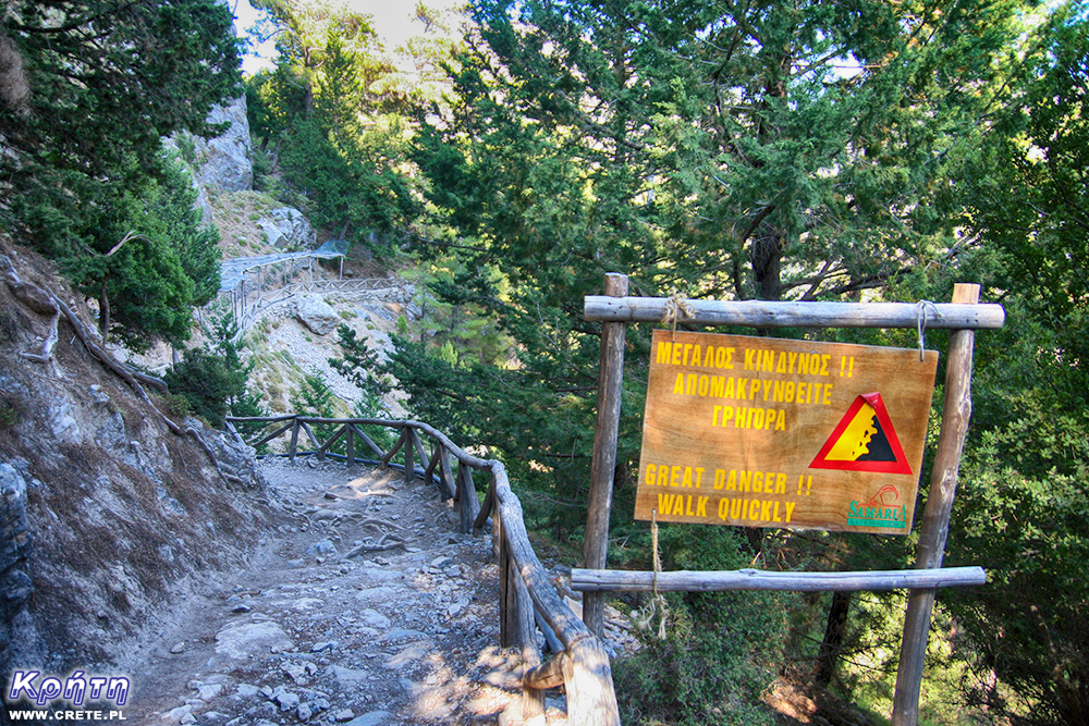 Landslide sites in the Samaria Gorge