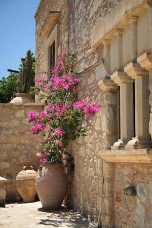 Agia Irini - jeden z najstarszych klasztorów na Krecie || Agia Irini - one of the oldest monasteries in Crete