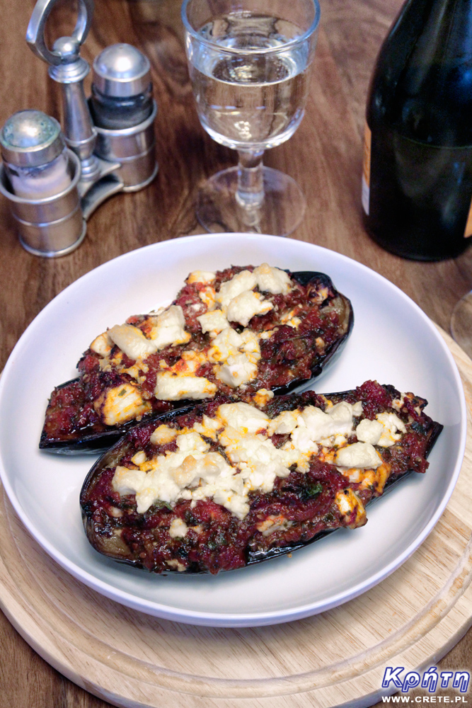 Aubergine mit Feta-Käse