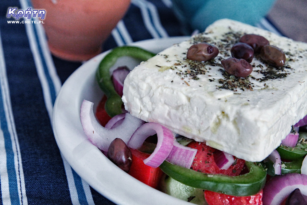 Horiatiki salad