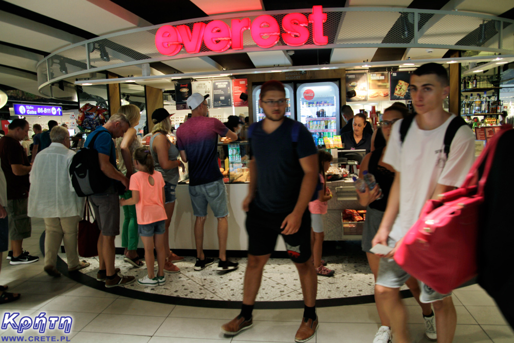 Heraklion airport - food point