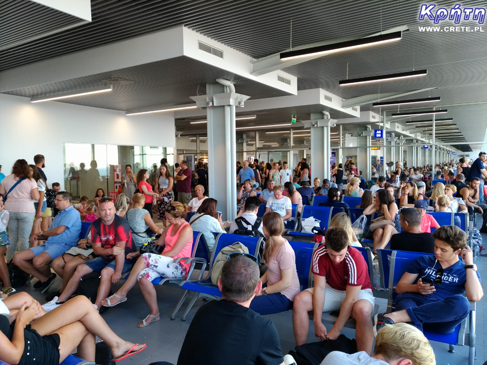 Tourists at the airport in Heraklion