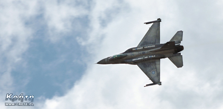 F-16 z Krety