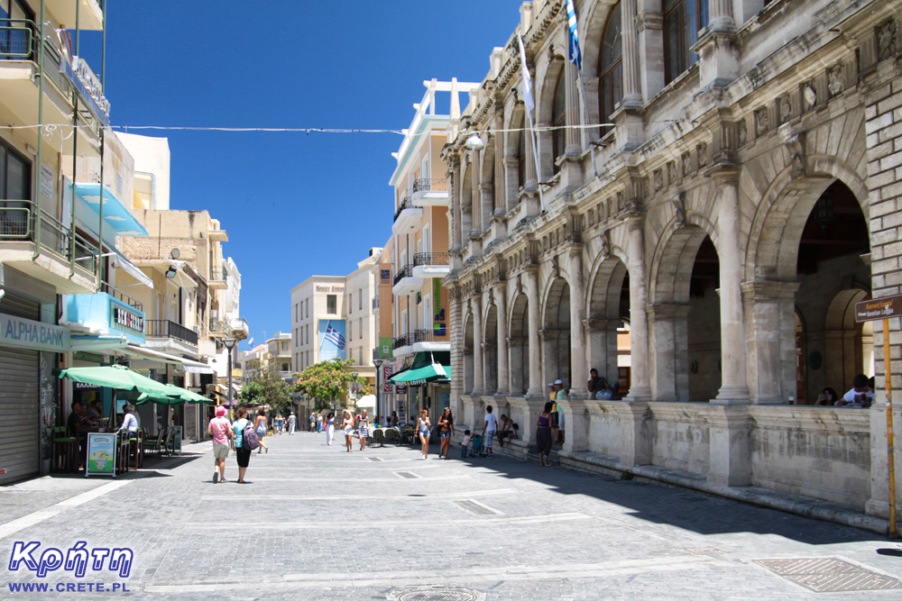 Street on August 25 in Heraklion