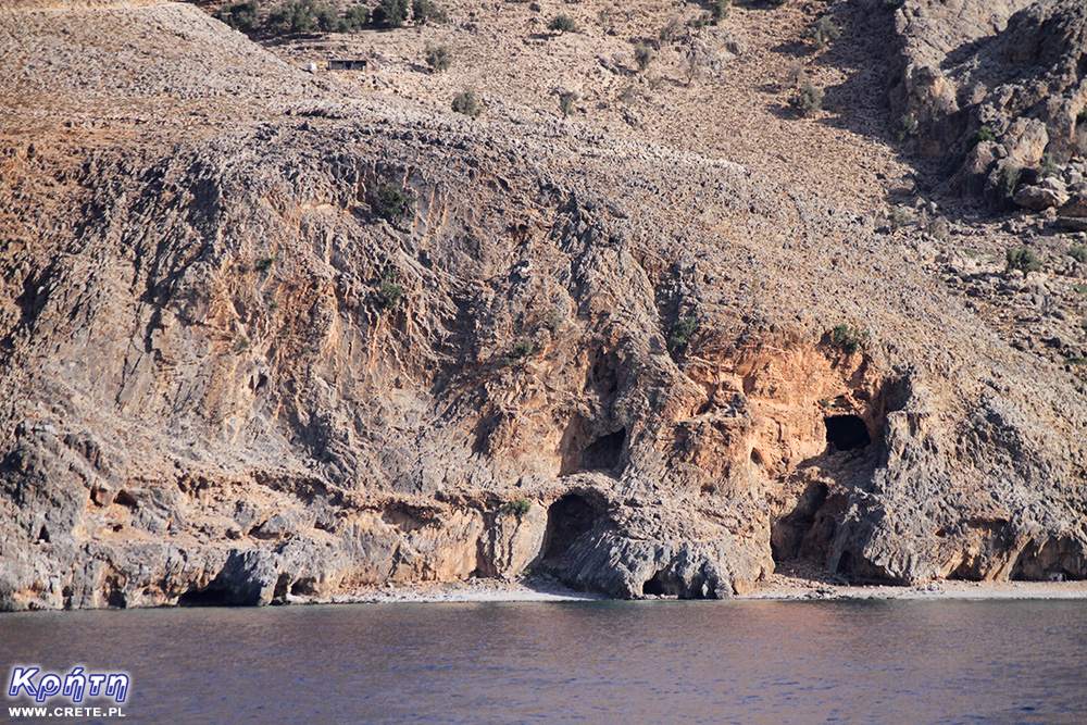 A section of the trail between the beaches of Marmara and Likos