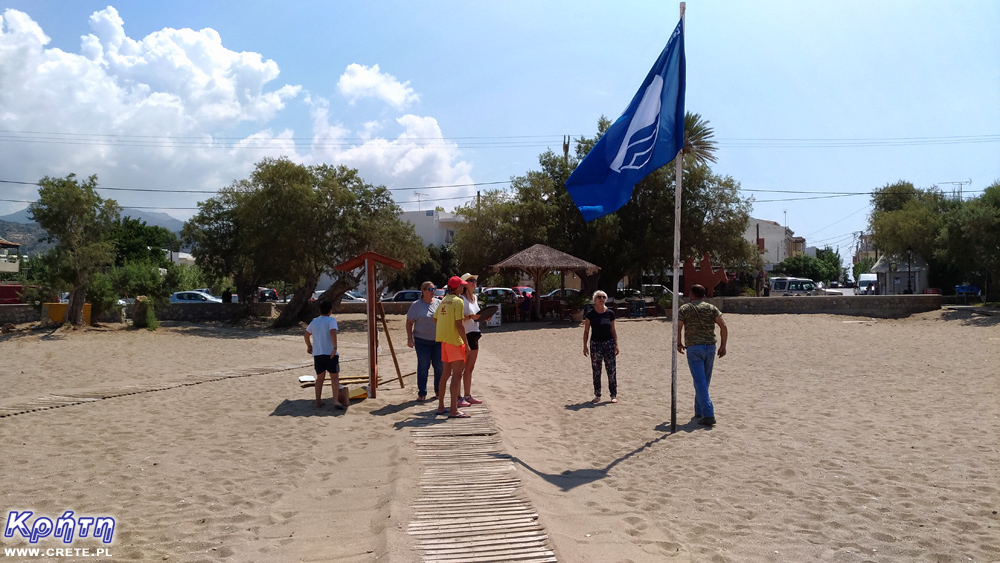 Blaue Flagge auf Kreta