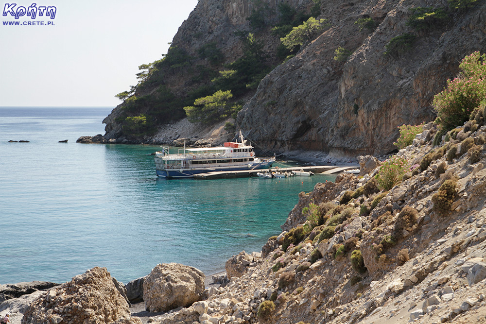 Apollon K. im Hafen von Ag. Romeli