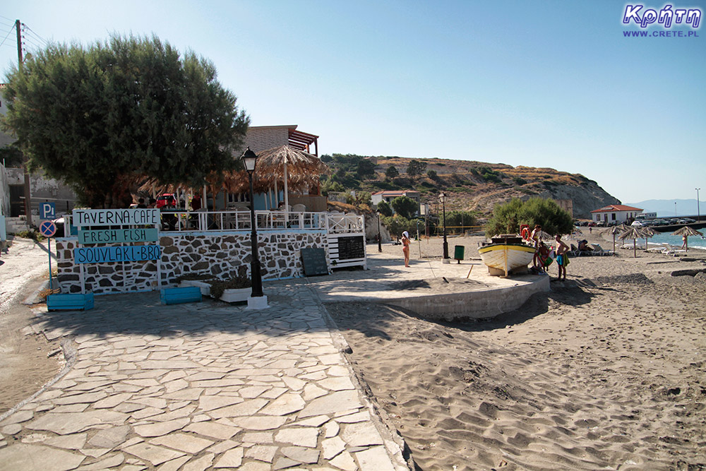 Pachia Ammos - a tavern on the coast