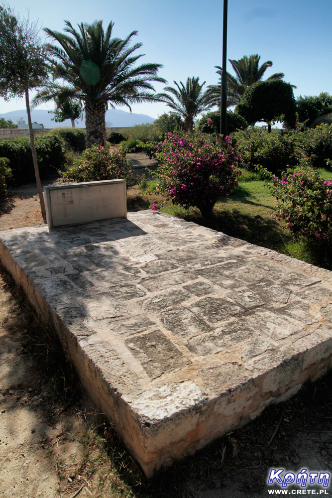 Das Grab von Eleni Kazantsakis