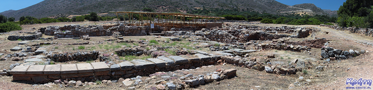 Roussolakos - Panorama der Ausgrabungen