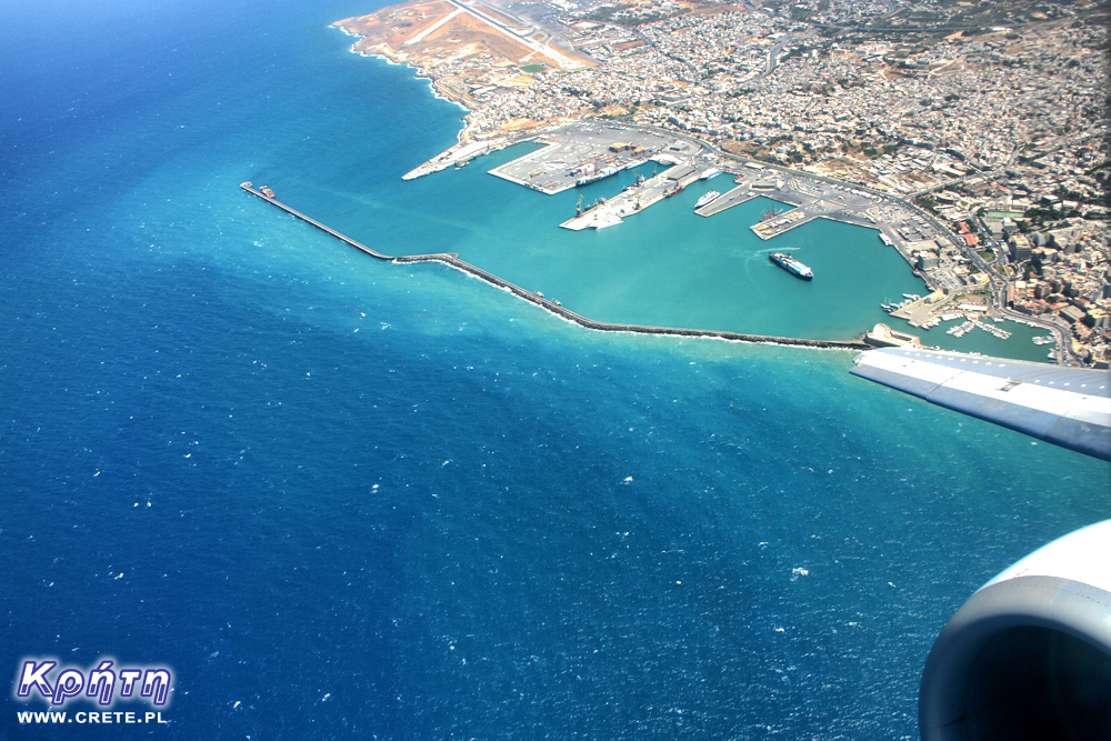 Kreta - Samolot nad Heraklionem