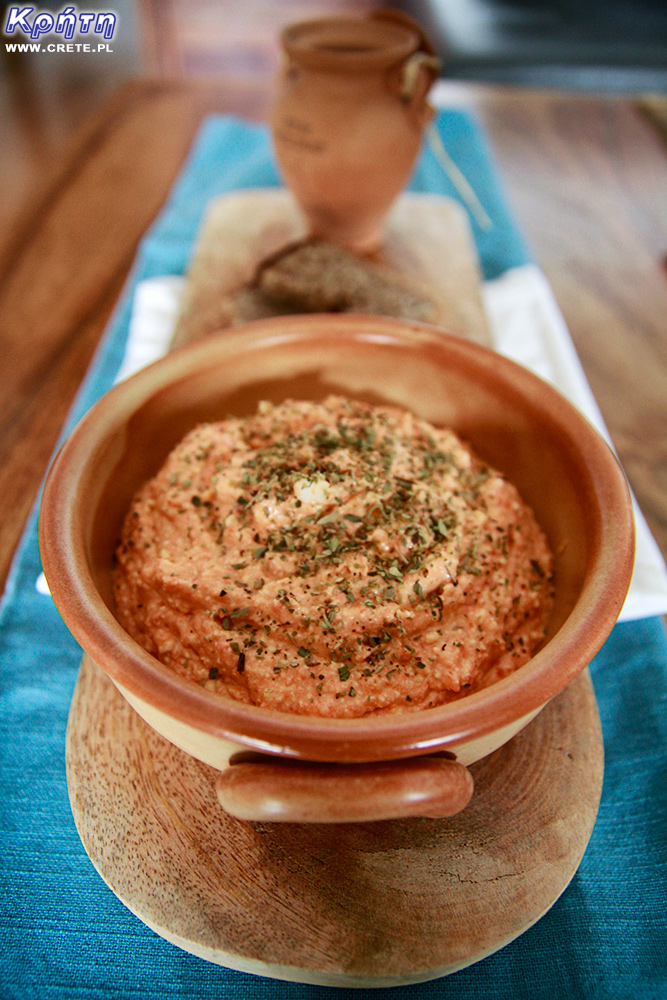 Tirokafteri with roasted peppers